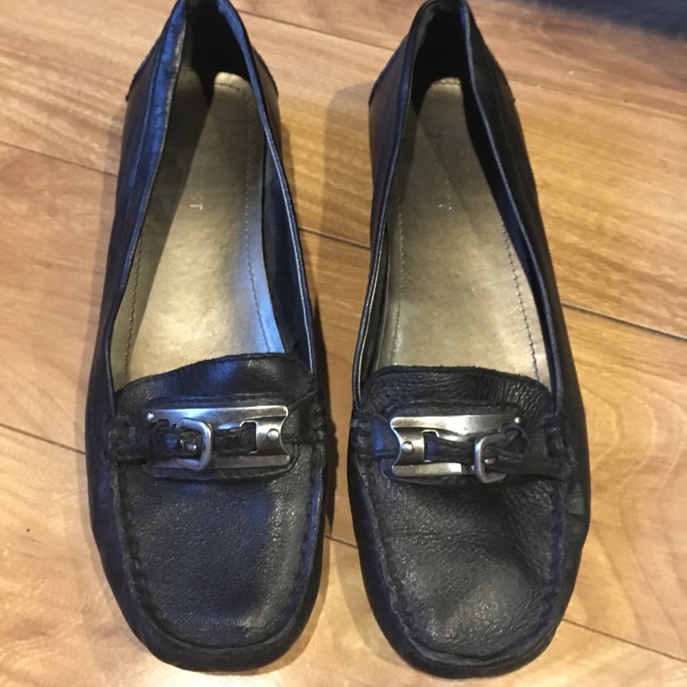 Nine West Flats
